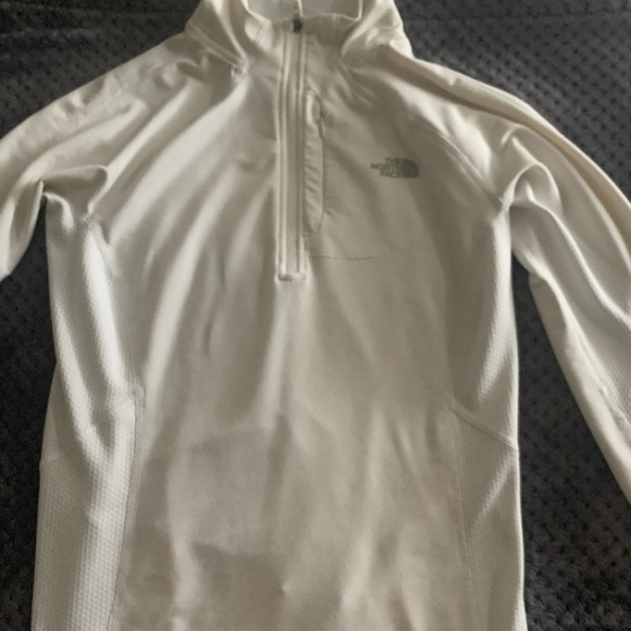 The North Face 1/4 zip up active wear top. - Picture 2 of 7